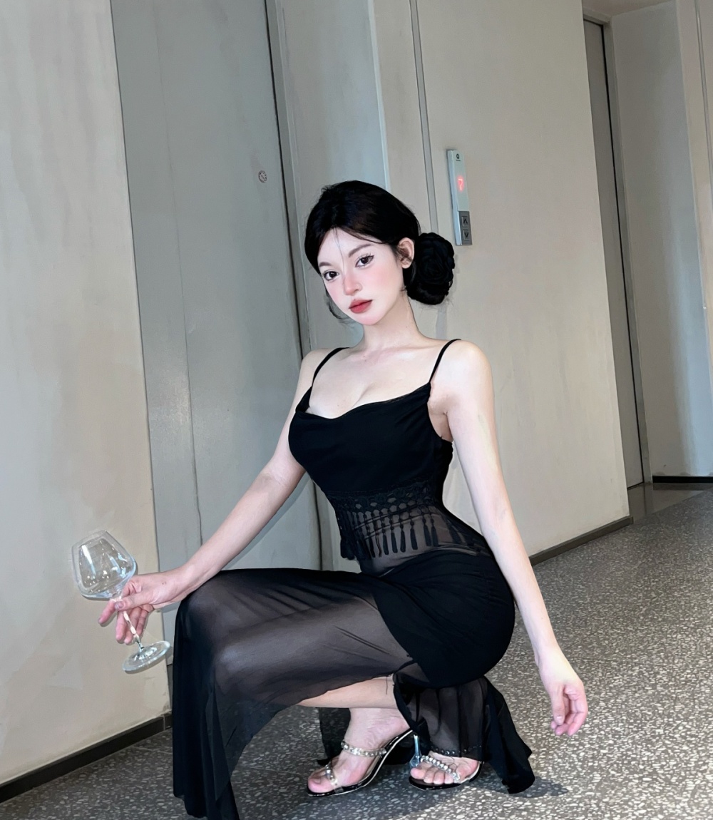 Sling low-cut long bottoming translucent dress