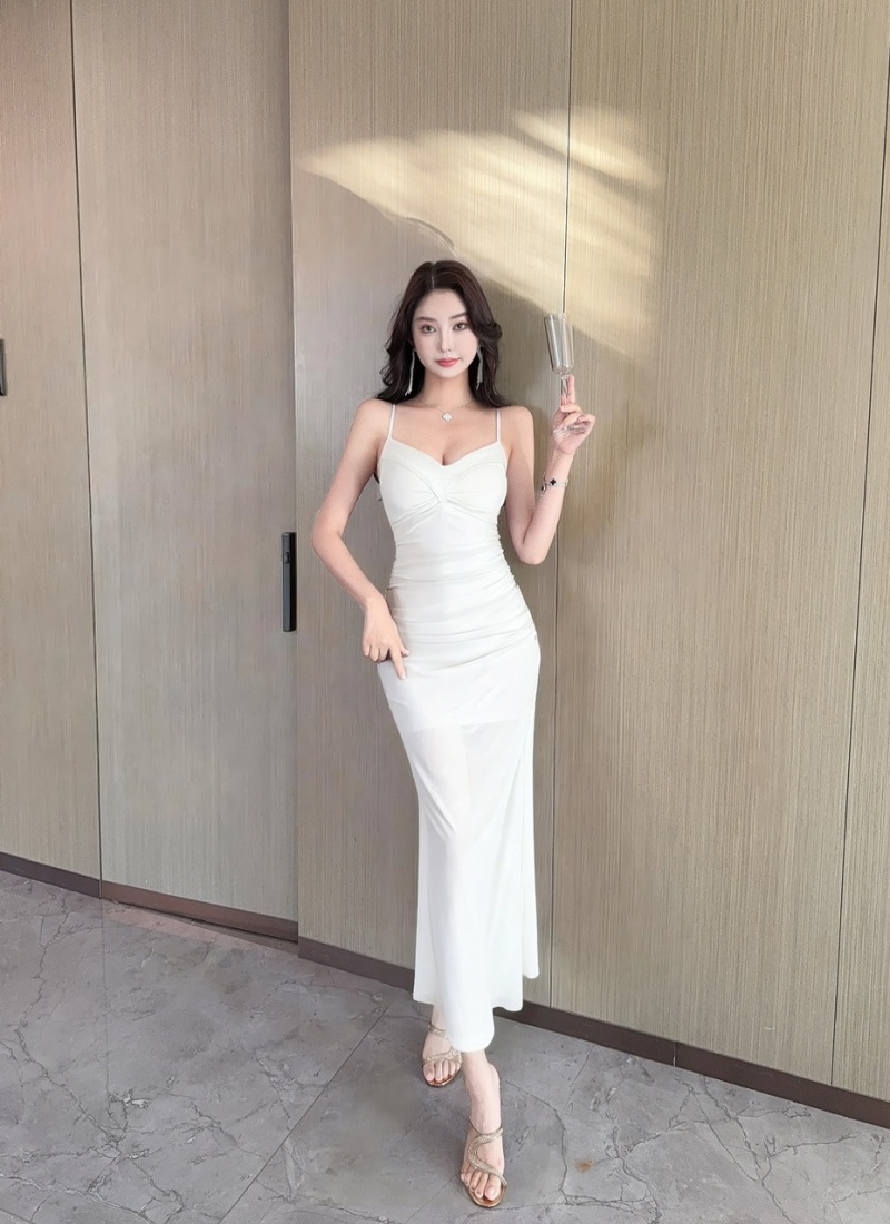 Low-cut sling bottoming gauze long dress