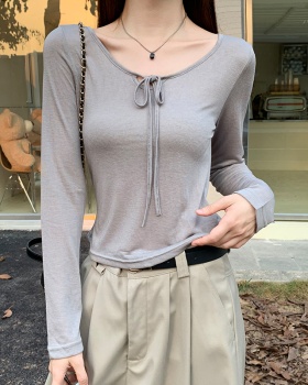 Wears outside T-shirt bottoming shirt for women