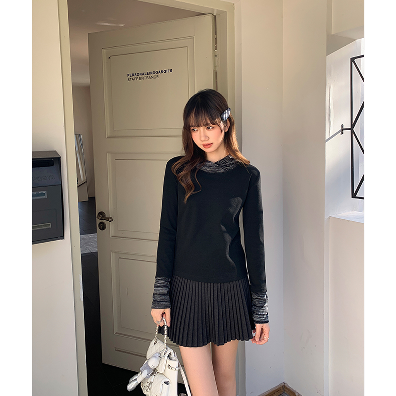 Pseudo-two bottoming shirt T-shirt for women