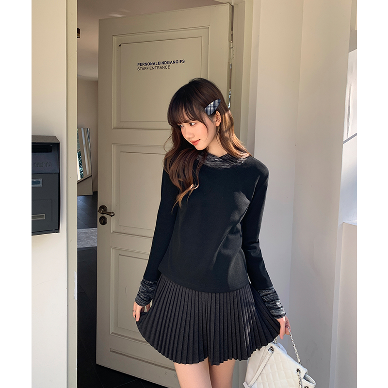 Pseudo-two bottoming shirt T-shirt for women