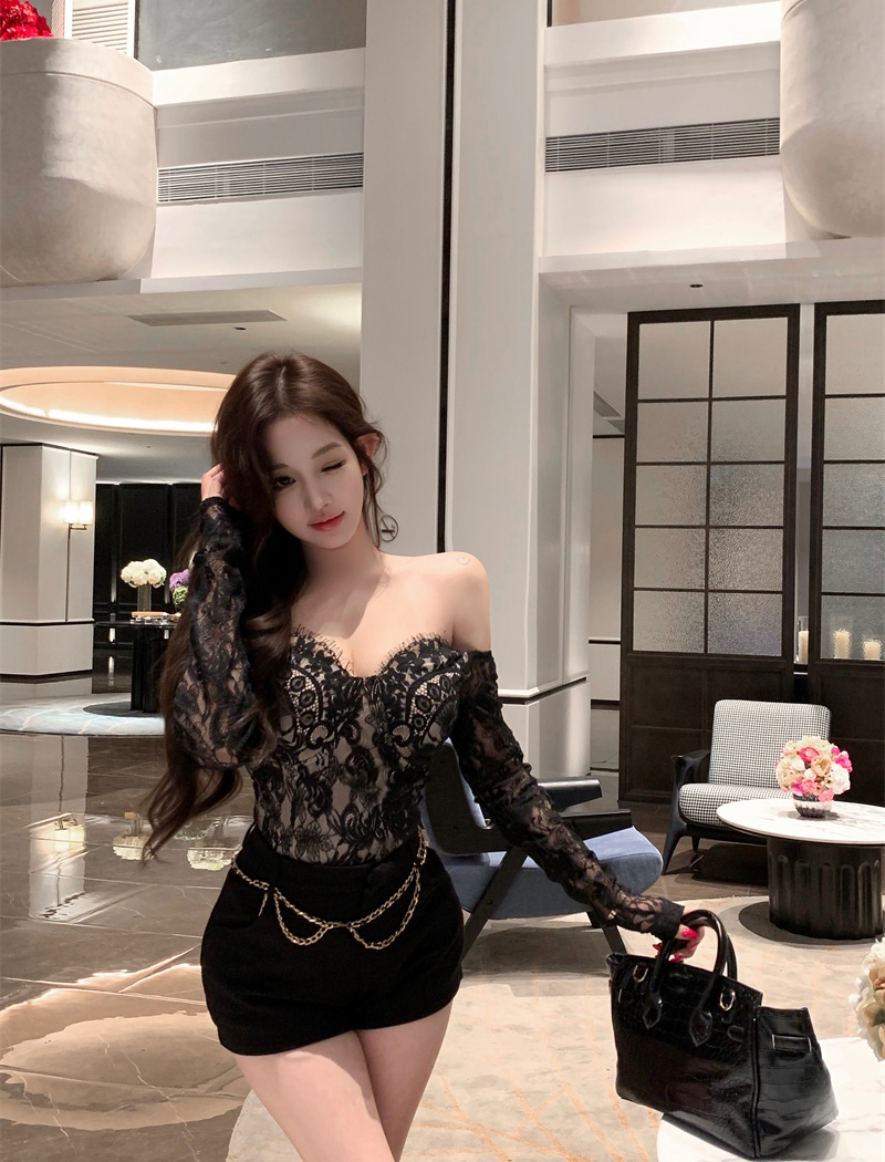 Enticement sexy wrapped chest lace bottoming tops