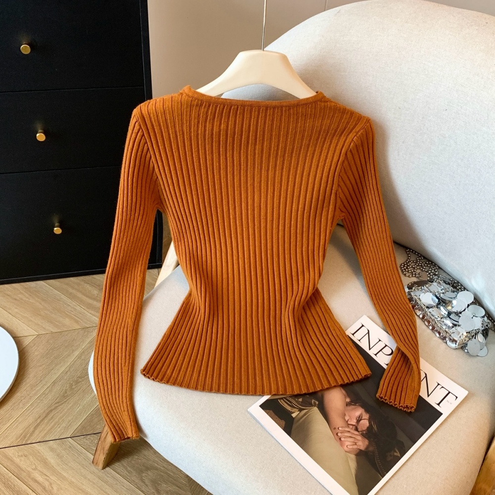 Inside the ride slim V-neck lace niche sweater