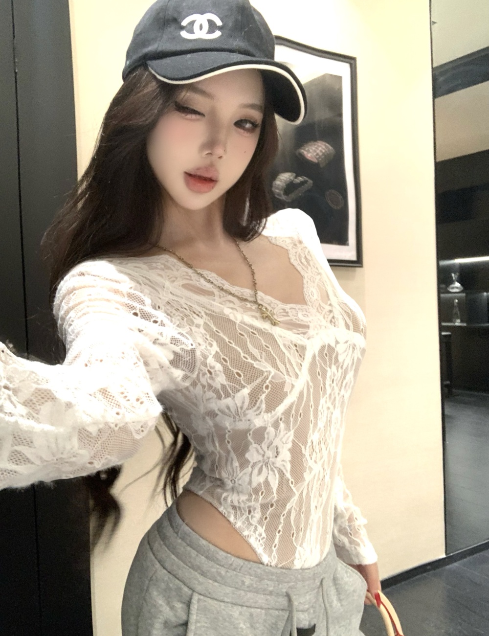 Wear enticement V-neck shirts lace spring leotard for women