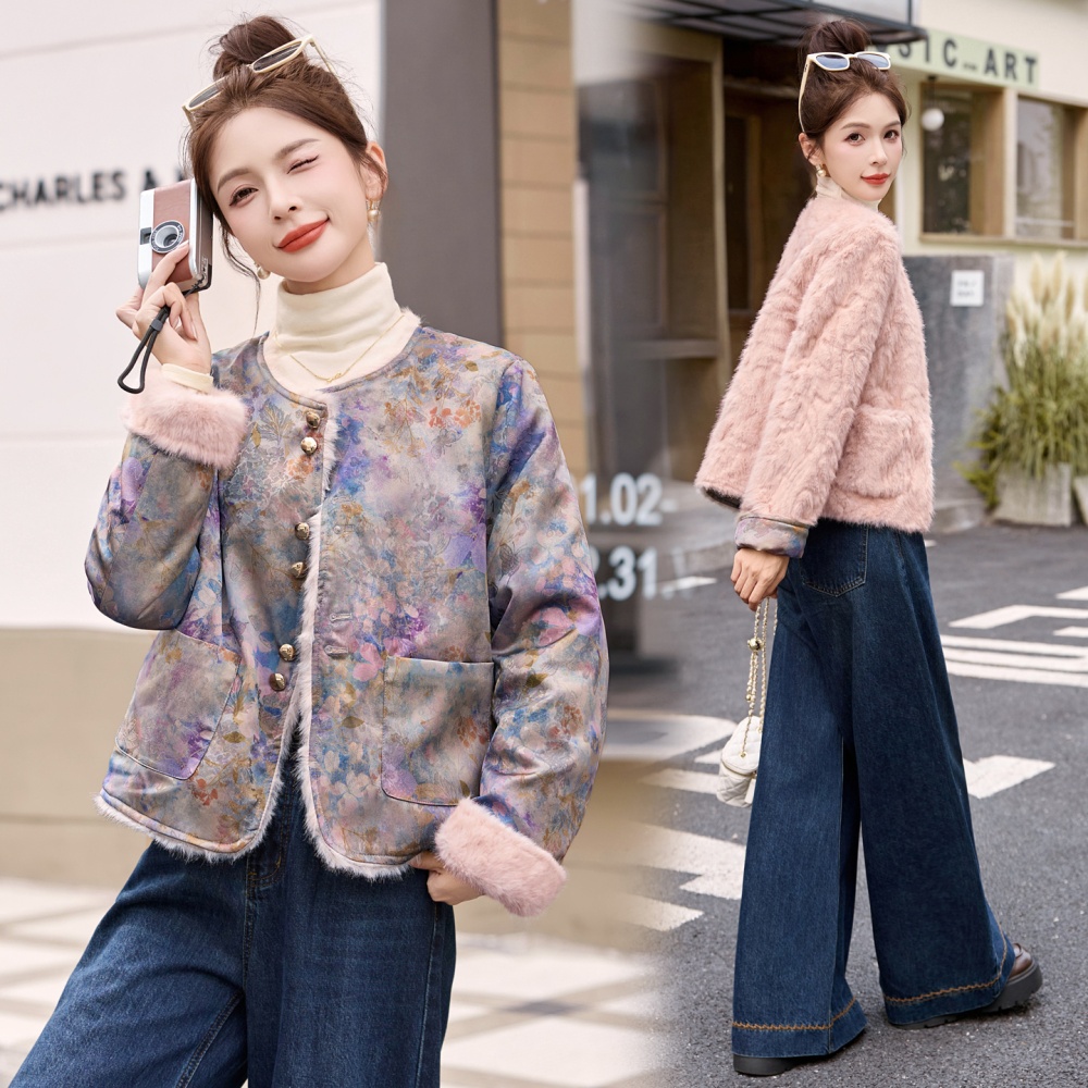 Winter wear tops with corsage Chinese style fur coat