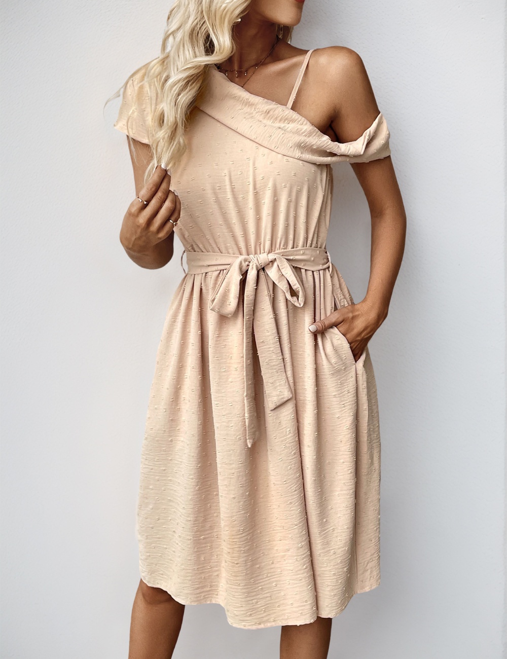 Light asymmetry pure elegant jacquard strapless dress