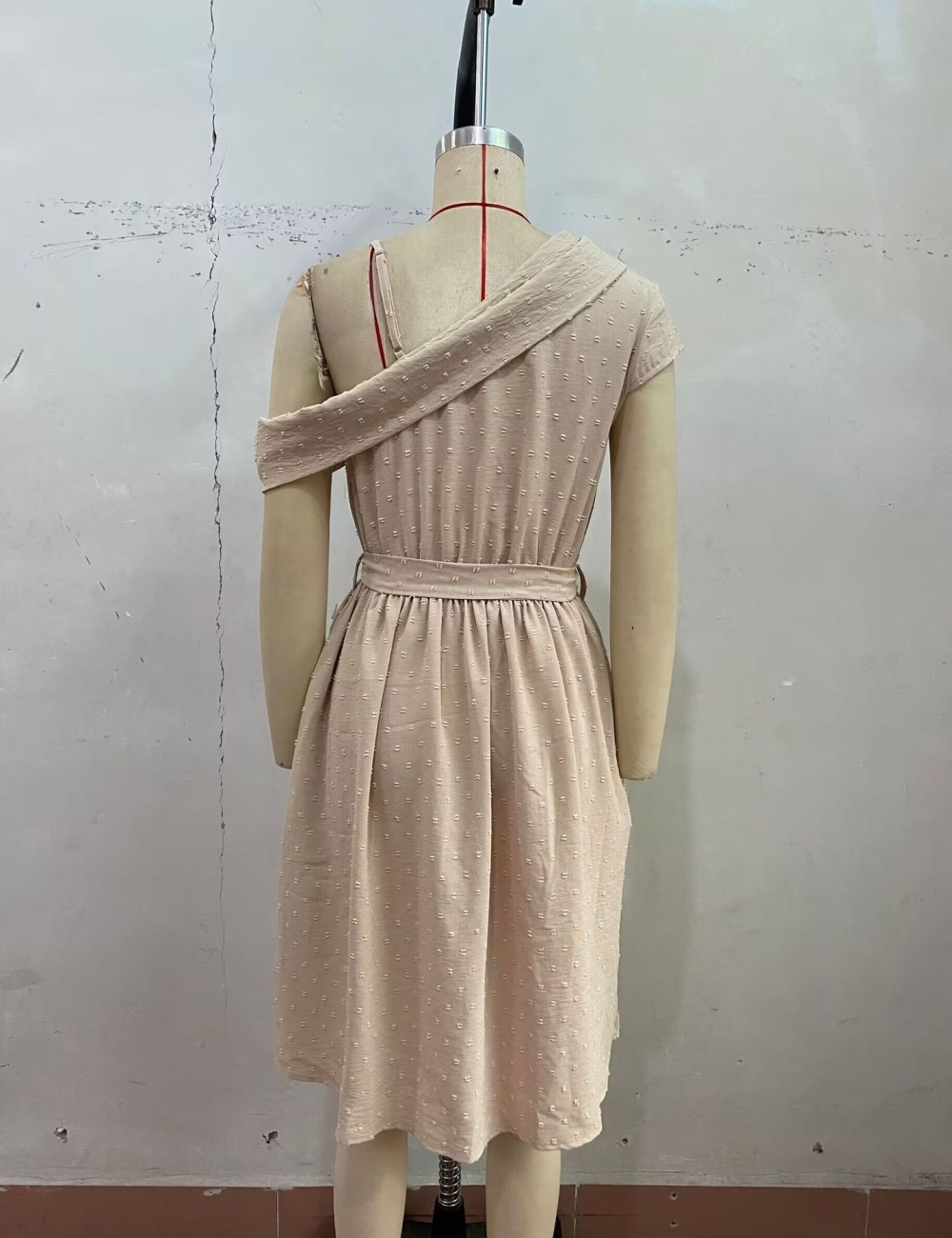 Light asymmetry pure elegant jacquard strapless dress