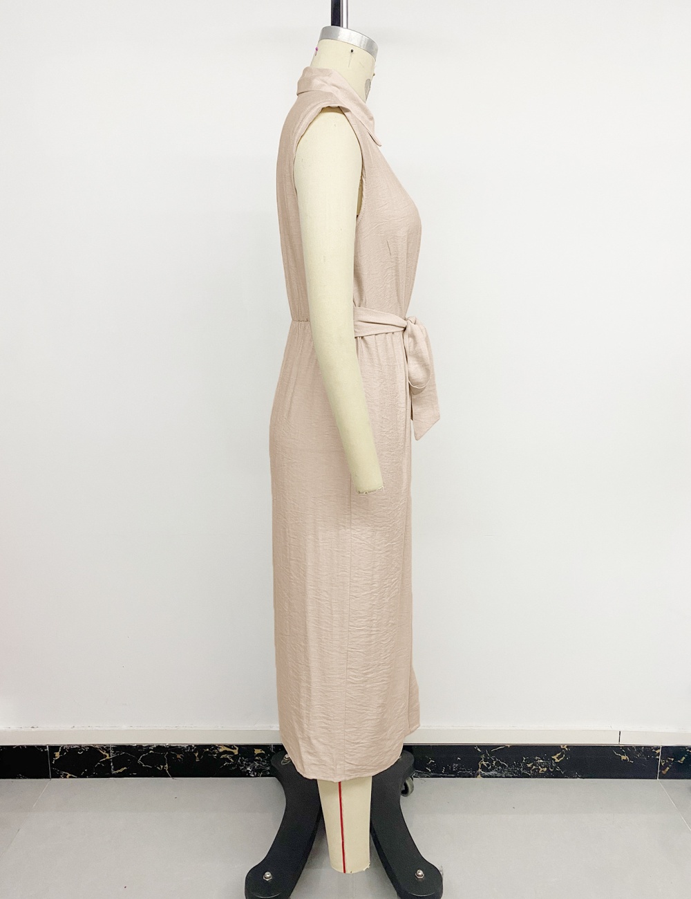 Summer vacation pinched waist pure elegant dress