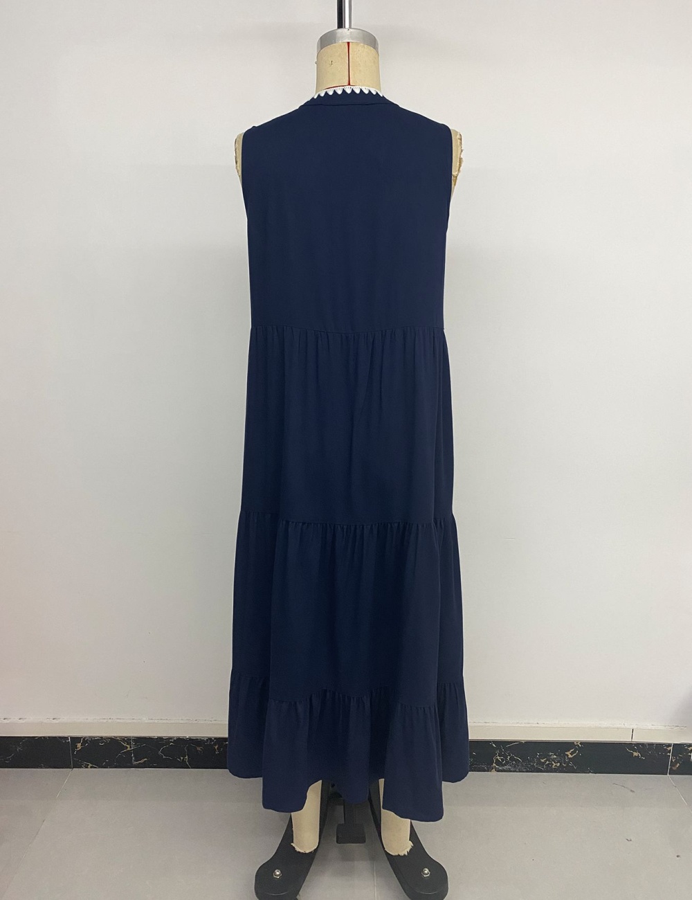 V-neck mixed colors long dress sleeveless dress