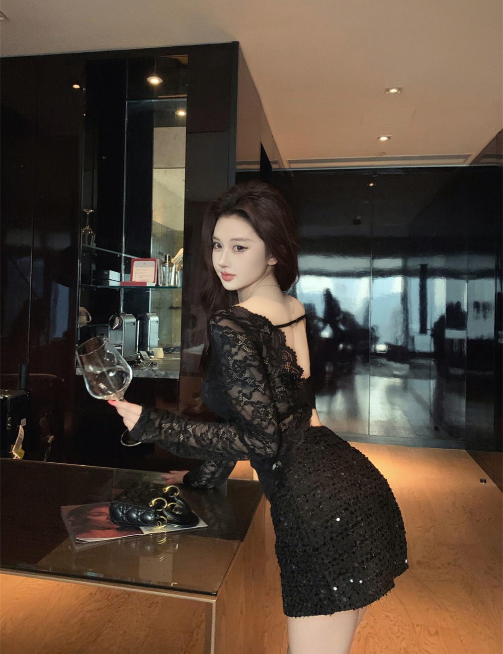 Lace V-neck short skirt sequins tops 2pcs set for women