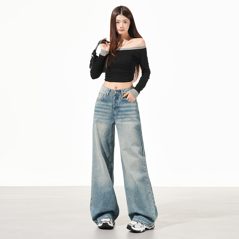 Wide leg straight light color jeans for women