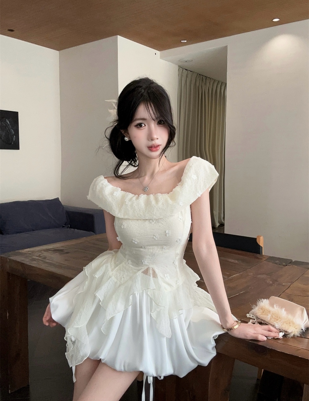 Ornament unique flowers flat shoulder tops