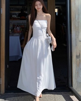 Strapless black dress wrapped chest long dress