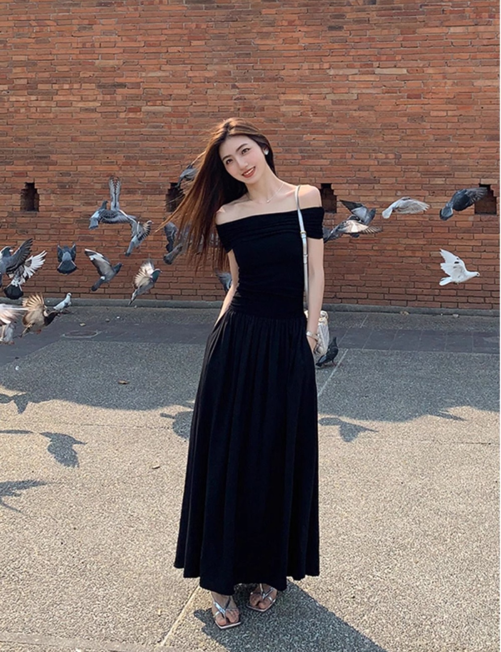 Strapless black dress wrapped chest long dress