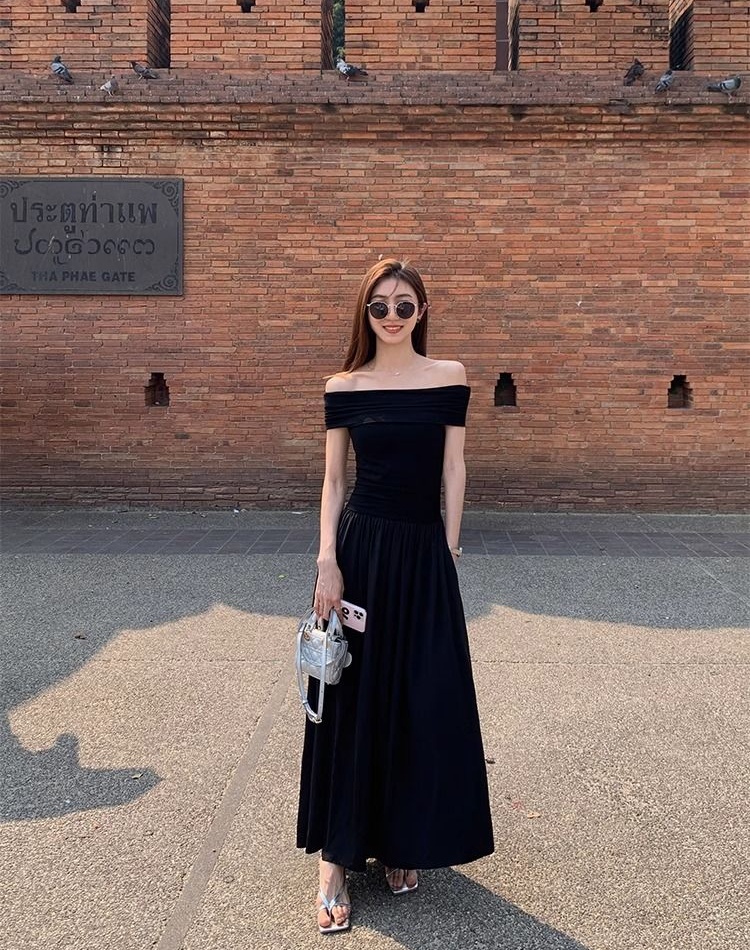 Strapless black dress wrapped chest long dress