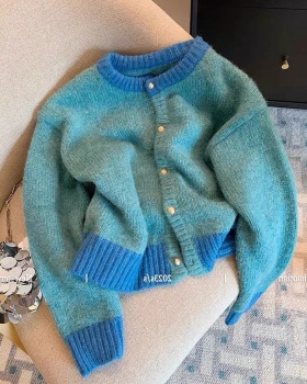 Round neck cardigan wears outside tops for women