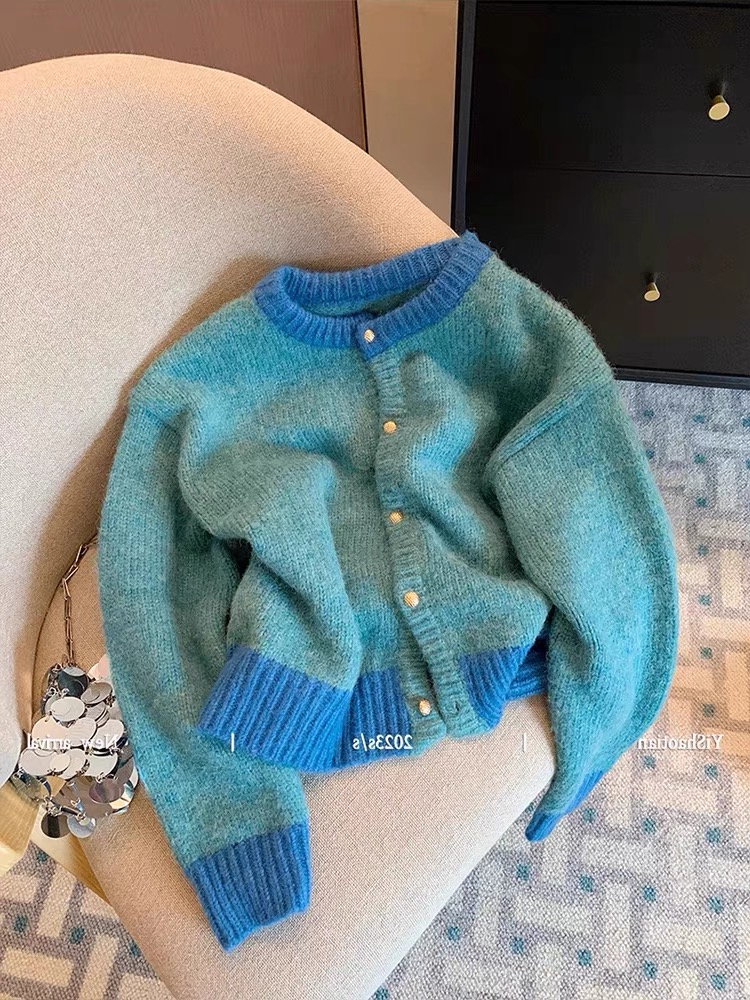 Round neck cardigan wears outside tops for women