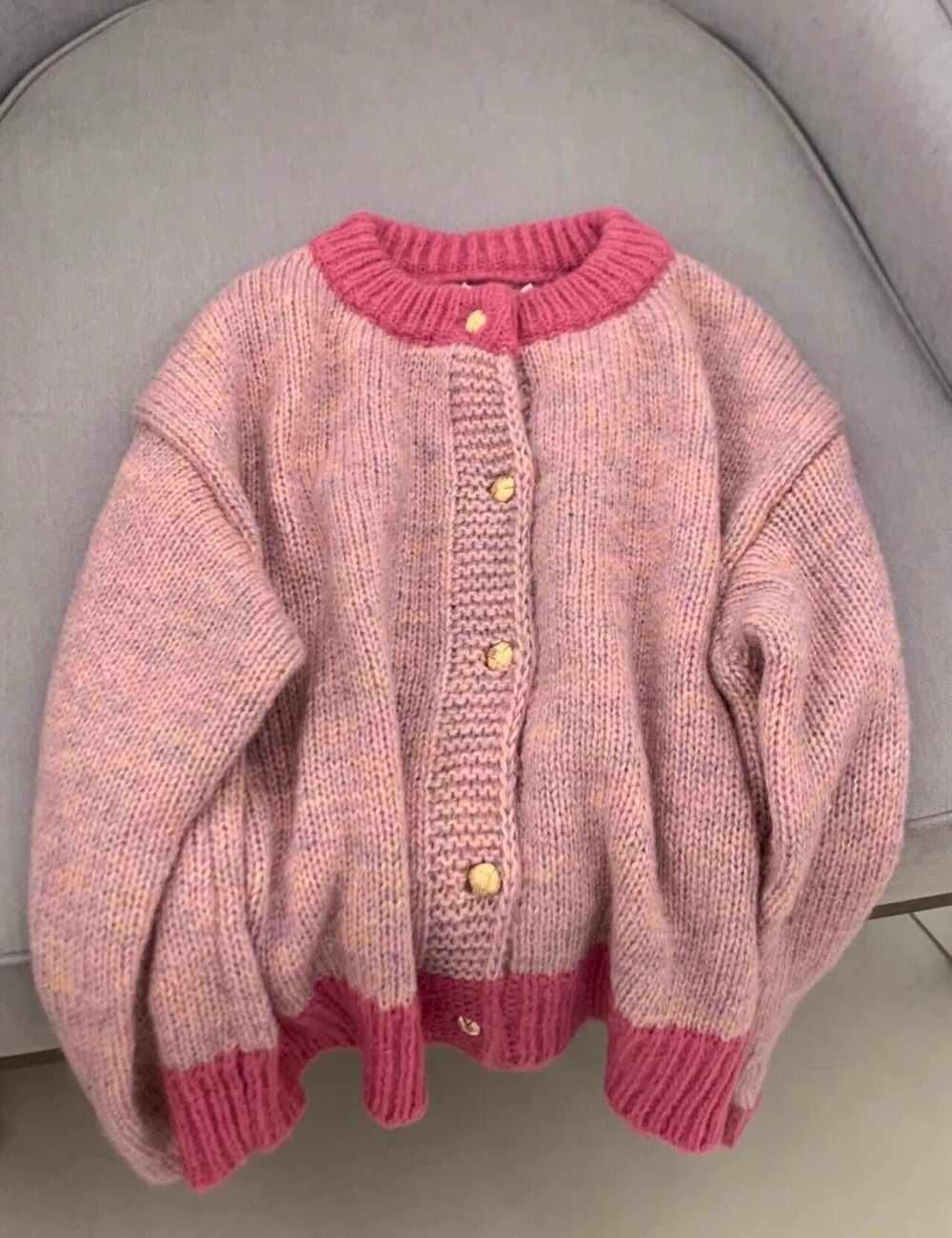 Round neck cardigan wears outside tops for women