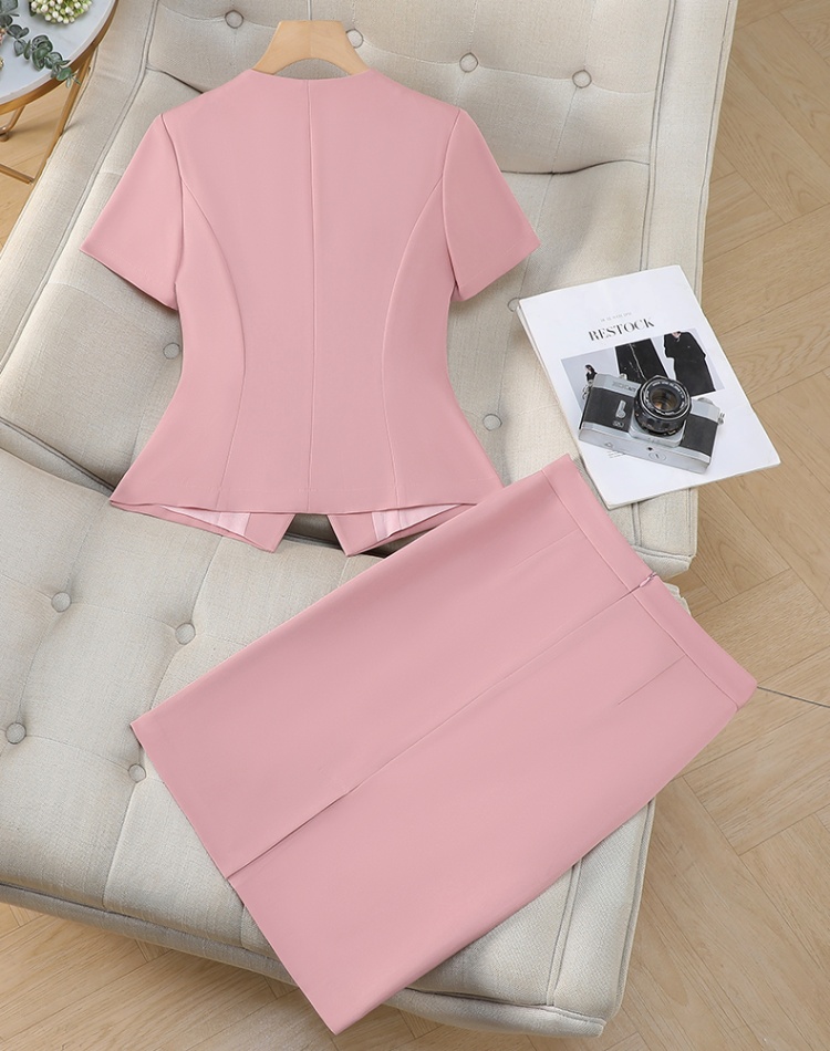 Commuting coat short sleeve skirt a set for women