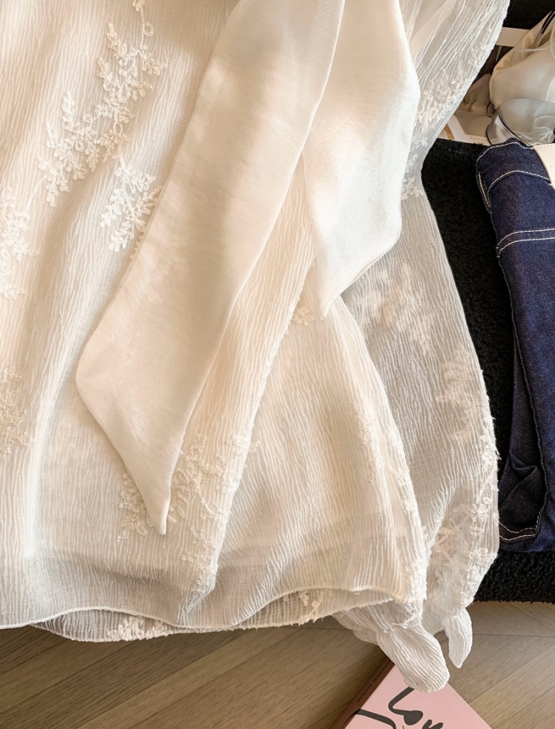 Commuting beading shirt lace tops for women