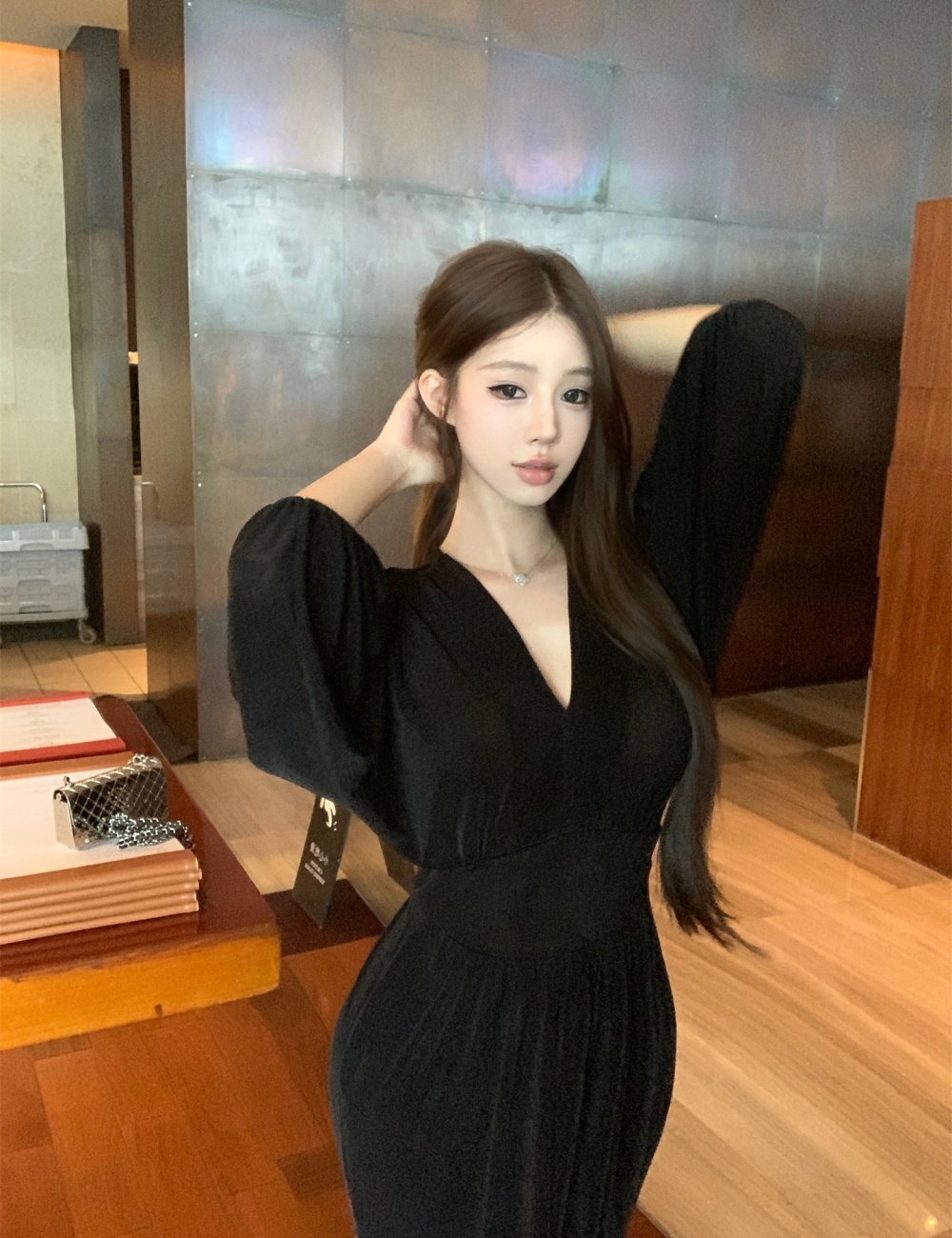 Split gauze high elastic V-neck spring dress