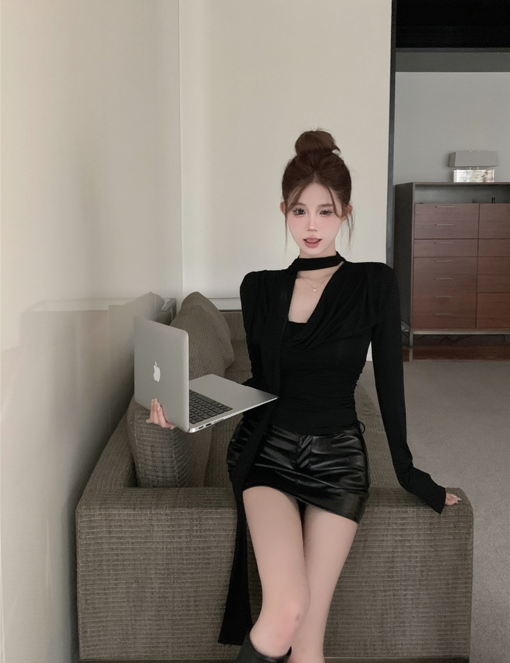 Spring niche long sleeve streamer black T-shirt