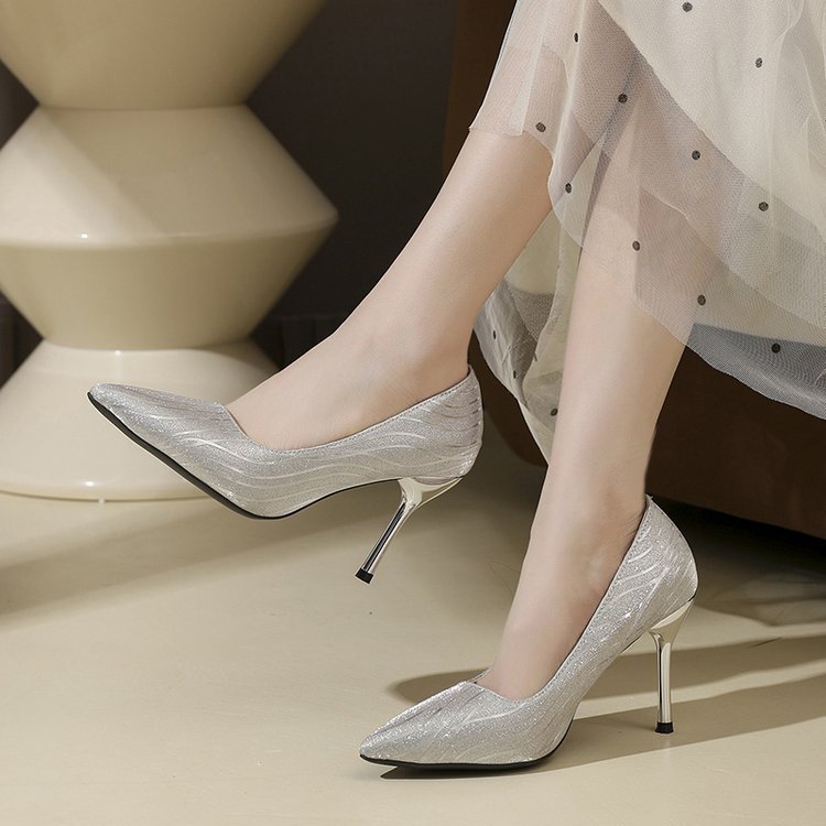 Spring and autumn pointed shoes low high-heeled shoes