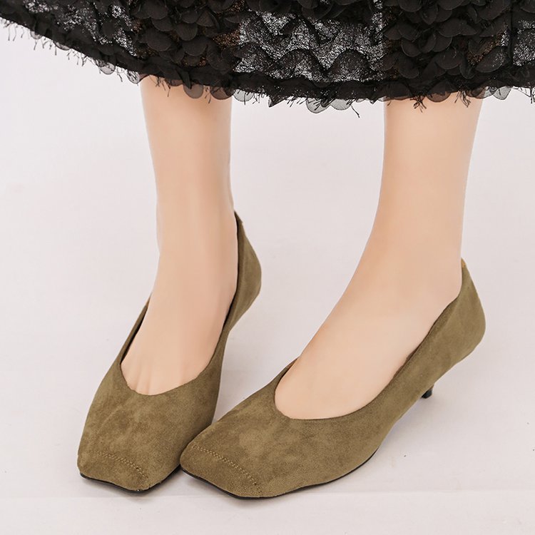 Lady broadcloth shoes low high-heeled shoes