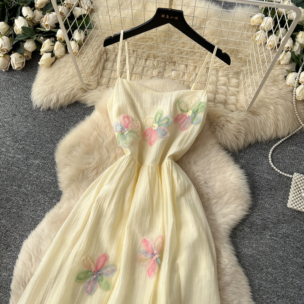 Sweet vacation stereoscopic dress for women