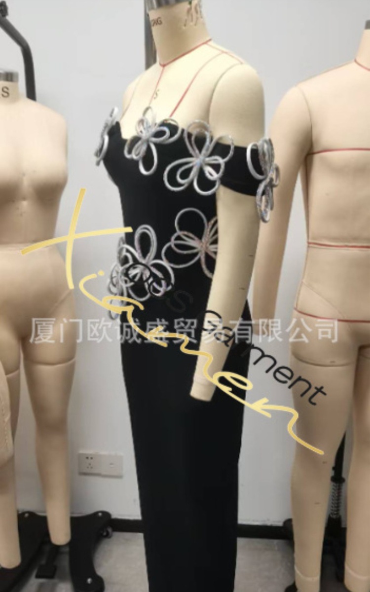 Fashion V-neck dress slim flowers decoration formal dress