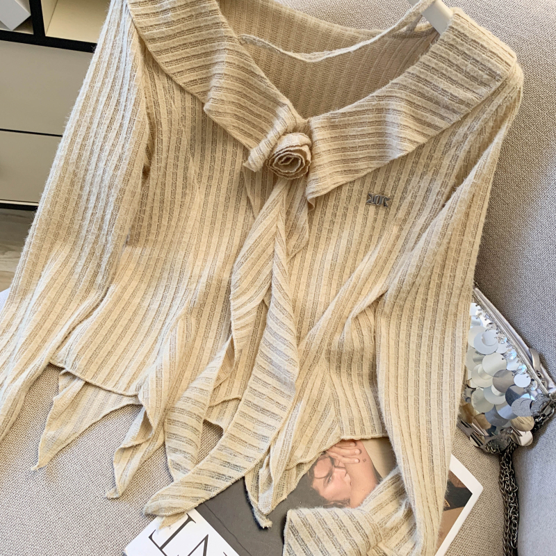 Spring trumpet sleeves lace V-neck shirts for women