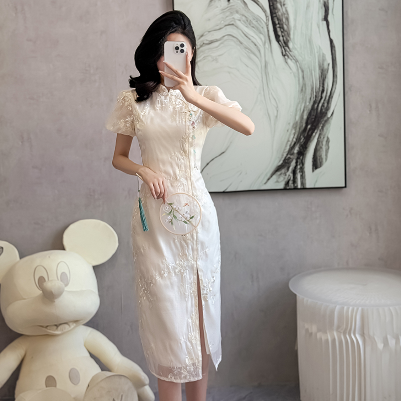 Chinese style ladies embroidery lady summer dress