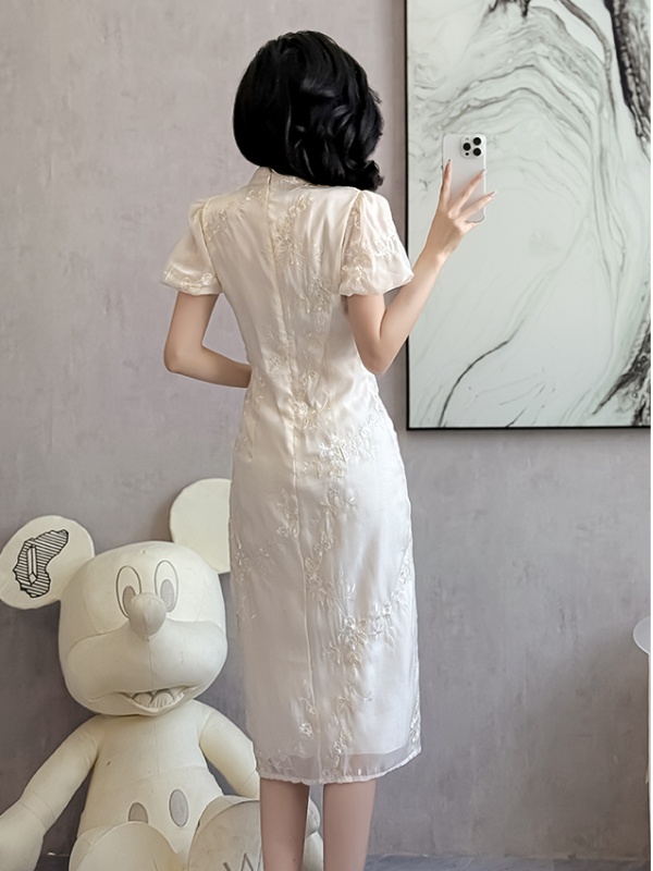 Chinese style ladies embroidery lady summer dress