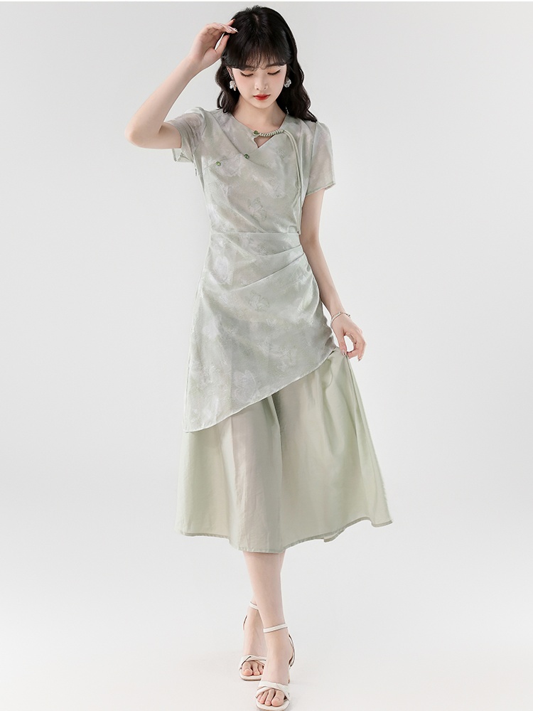 Green temperament dress Pseudo-two long dress