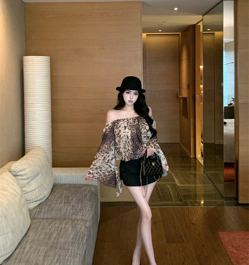Sexy long sleeve sloping shoulder shirt strapless leopard tops