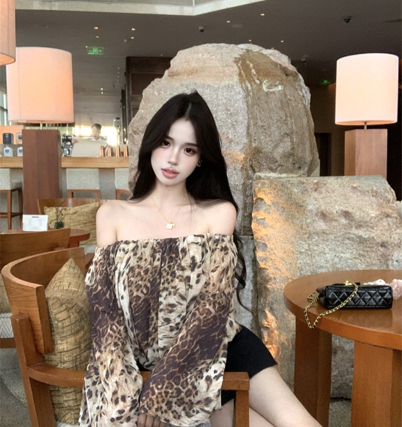 Sexy long sleeve sloping shoulder shirt strapless leopard tops