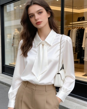 Spring and autumn loose shirt pearl buckle tops for women