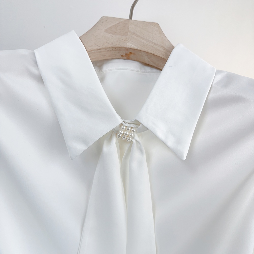 Spring and autumn loose shirt pearl buckle tops for women