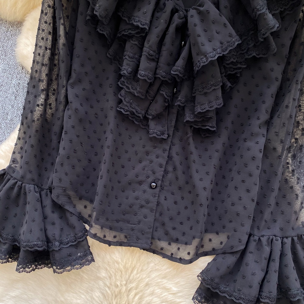 Commuting slim wood ear tops V-neck France style shirt for women