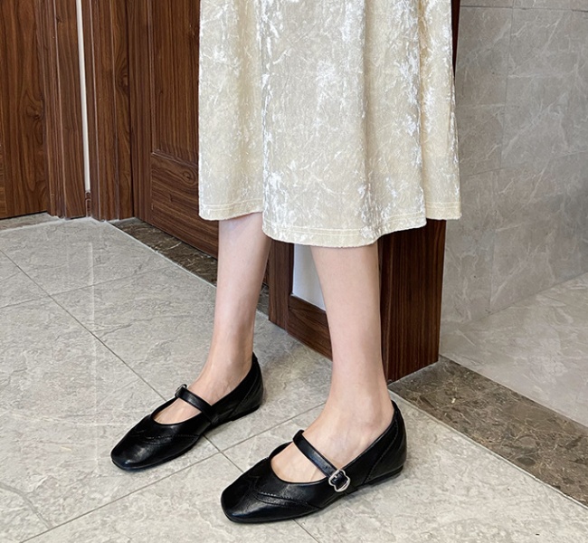 Retro France style square head flat shoes for women