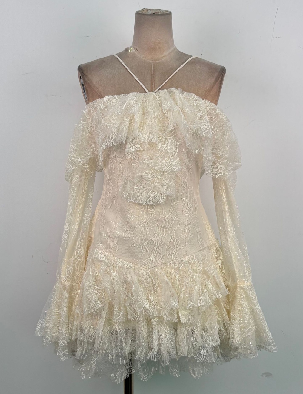 Lace flat shoulder T-back temperament dress