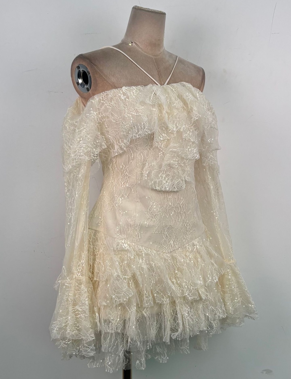 Lace flat shoulder T-back temperament dress