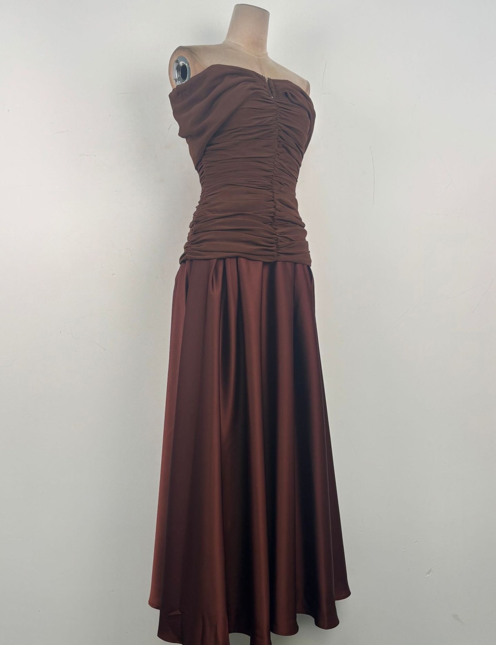 Fold flat shoulder niche long dress splice temperament dress