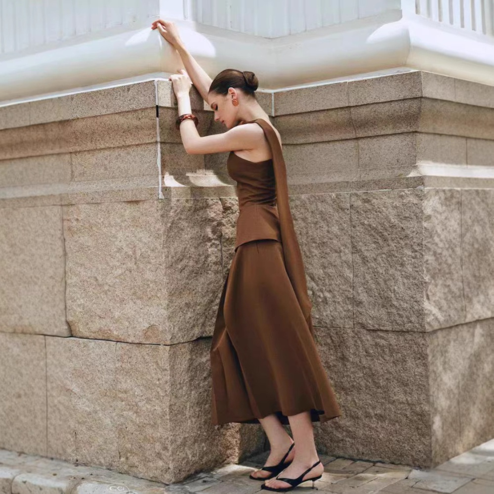 Pinched waist temperament skirt niche long skirt a set