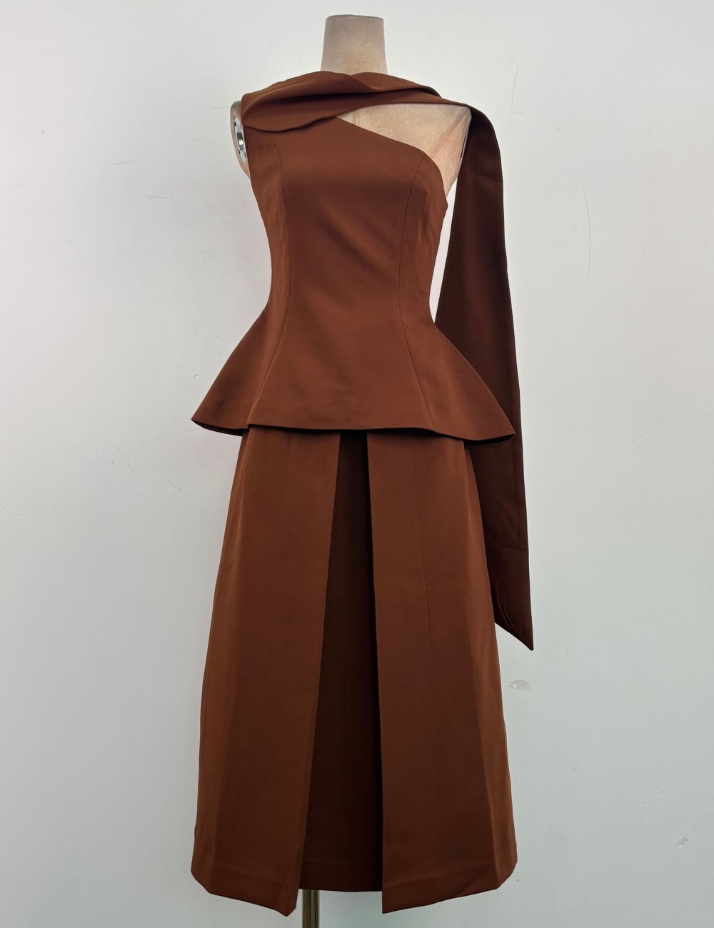 Pinched waist temperament skirt niche long skirt a set