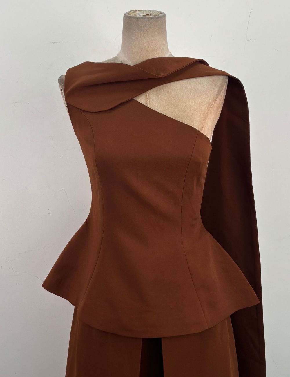 Pinched waist temperament skirt niche long skirt a set