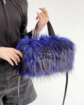 Plush messenger European style handbag