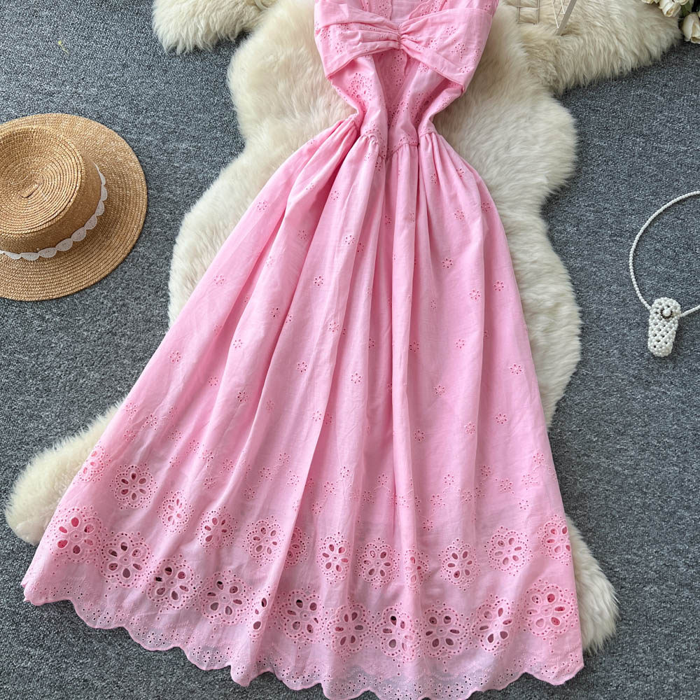 Hollow sleeveless A-line enticement dress for women