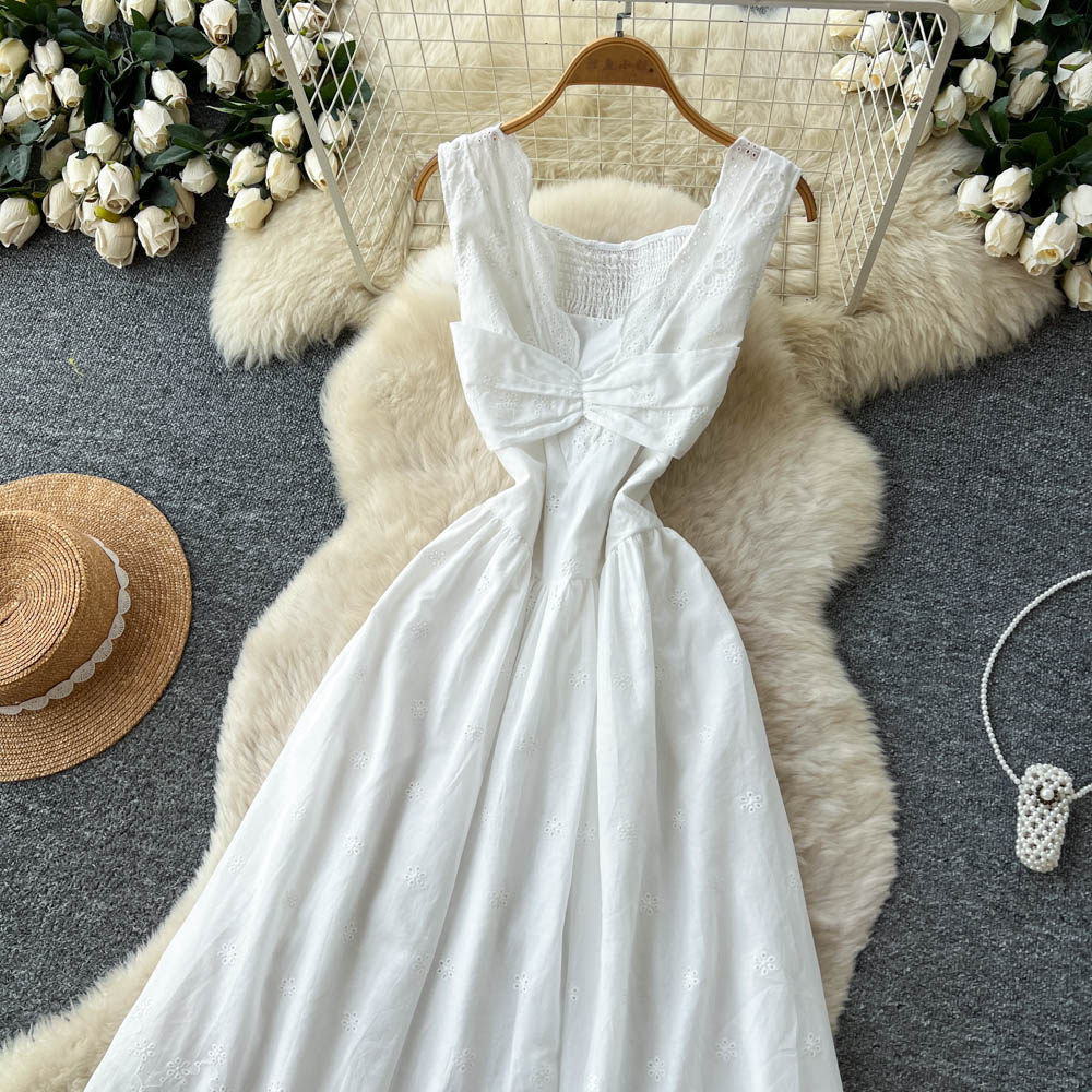 Hollow sleeveless A-line enticement dress for women