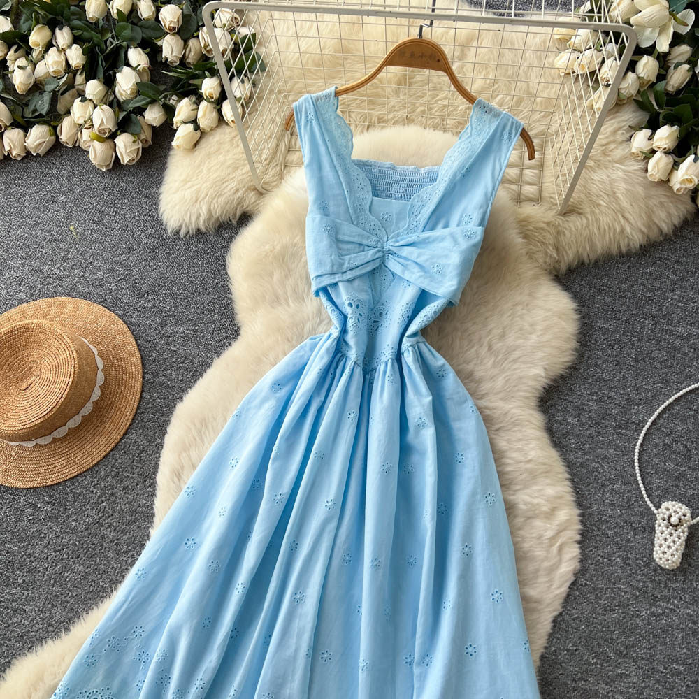 Hollow sleeveless A-line enticement dress for women